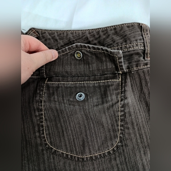 GAP Designer Low Rise Cropped Pinstripes Women's Vintage Brown Jeans (#217) - Picture 7 of 9